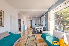 Sky & Sea Apartment by Wonderful Italy