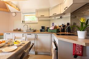 Woods Meadow Glamping