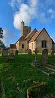 Woods Meadow Glamping