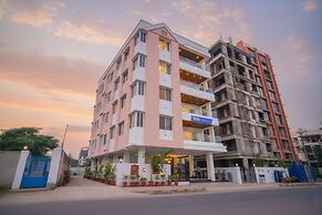 Fabhotel Prime Athiti Delight Stay