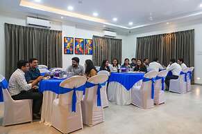 Fabhotel Prime Athiti Delight Stay