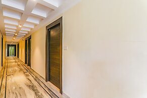 Fabhotel Raj Palace