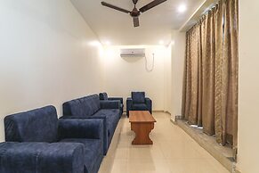 Fabhotel Raj Palace