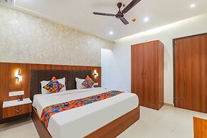 Fabhotel Raj Palace