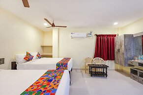 Fabhotel Sun Lux Grand Residency