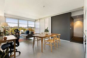 Sun Drenched Apartment in Darlinghurst