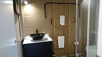 Magnetic Glamping