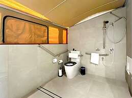 Magnetic Glamping
