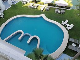 Marina Palace Tequesquitengo