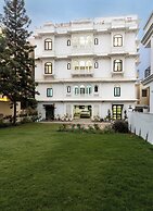 Chandra Vilas Heritage stay