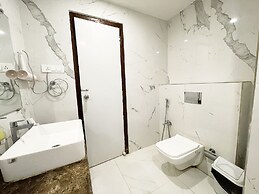 TBS Sea View - Full AC- Pool & Breakfast
