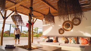 SOKKOOL CANGGU - COWORKING & COLIVING