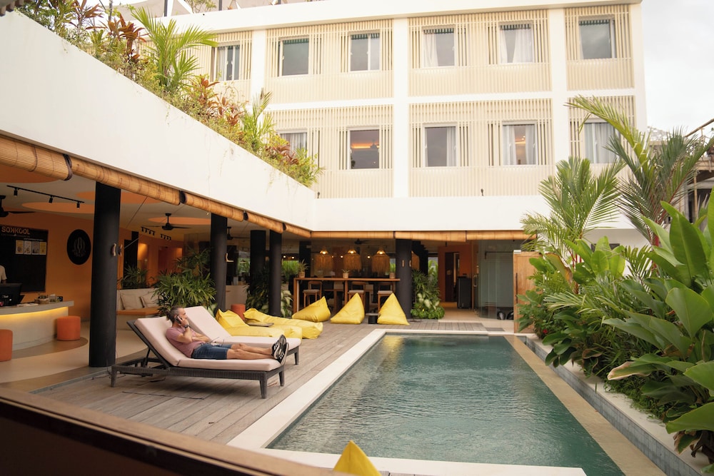 SOKKOOL CANGGU - COWORKING & COLIVING