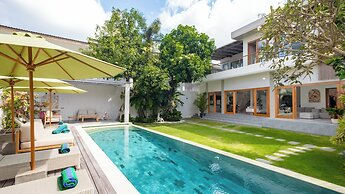 Villa Latima by Villa Finder