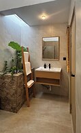 Three Hearts Guesthouse