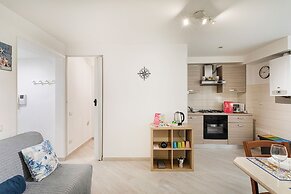 Comfy Apartment Near the Harbor