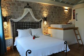 İna Cunda Art Otel