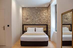 Epitome Suites