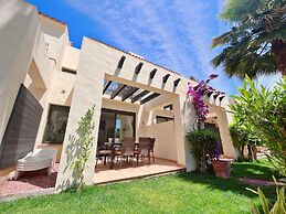 Casa Mila Roda Sleeps 4 With Pool