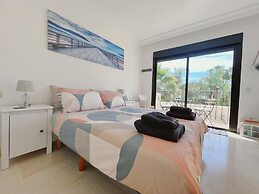 Casa Mila Roda Sleeps 4 With Pool
