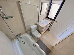 Casa Mila Roda Sleeps 4 With Pool