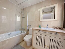 Casa Mila Roda Sleeps 4 With Pool