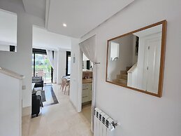 Casa Mila Roda Sleeps 4 With Pool