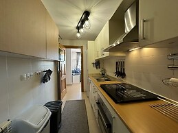 Golf Resort - Apartment - Sleeps4 - Pool - Parking