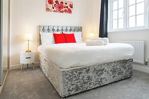 3 Bedroom 3.5 Bathroom House Chichester