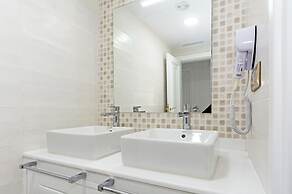 3 Bed Villa - Pool, Patio, Outdoor Dining Terrace