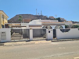 Casa Amira a Modern House With Pool