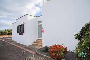 3 Bed Villa - Pool, Terrace, Bbq, Near Beach