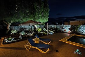 3 Bed Villa - Pool, Terrace, Bbq, Near Beach
