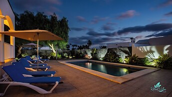 3 Bed Villa - Pool, Terrace, Bbq, Near Beach