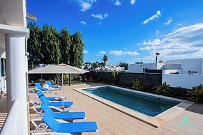 3 Bed Villa - Pool, Terrace, Bbq, Near Beach