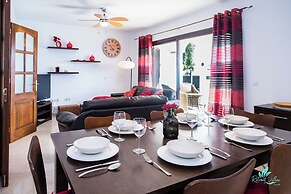 3 Bed Villa - Pool, Terrace, Bbq, Near Beach