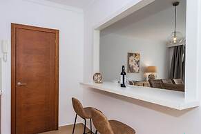 4 Bed Villa - Heated Pool, Pool Table, Bbq, Patio