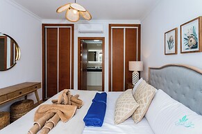 4 Bed Villa - Heated Pool, Pool Table, Bbq, Patio