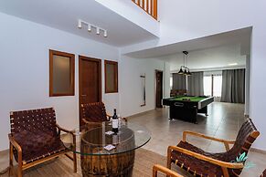 4 Bed Villa - Heated Pool, Pool Table, Bbq, Patio