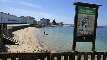 Seaside Apartment Sleeps 6 With Balcony