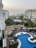 2 Bed Flat-sleeps 4-pets-parking-marina Duquesa
