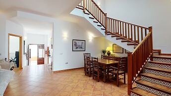 5 Bedroom-privatepool-balcony-sea View-nerja