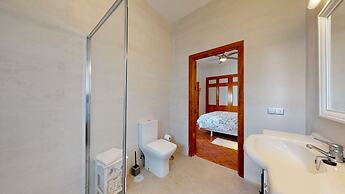 5 Bedroom-privatepool-balcony-sea View-nerja