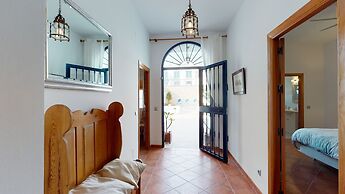 5 Bedroom-privatepool-balcony-sea View-nerja