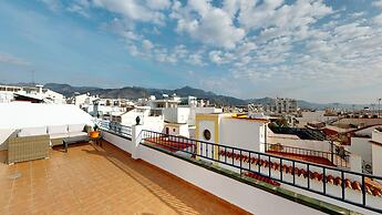 5 Bedroom-privatepool-balcony-sea View-nerja