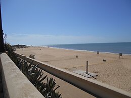 Penthouse Sleeps 4 With Private Garden