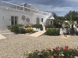 2 Bed-sleeps 4-mtn View-private Pool & Terrace