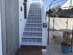 2 Bed-sleeps 4-mtn View-private Pool & Terrace