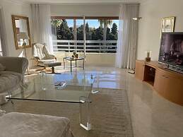 Pent-house, 3 Bedroom, Sleeps 6, Parking