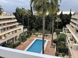 Pent-house, 3 Bedroom, Sleeps 6, Parking